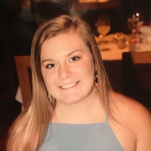 Meet your Posher, Lillian